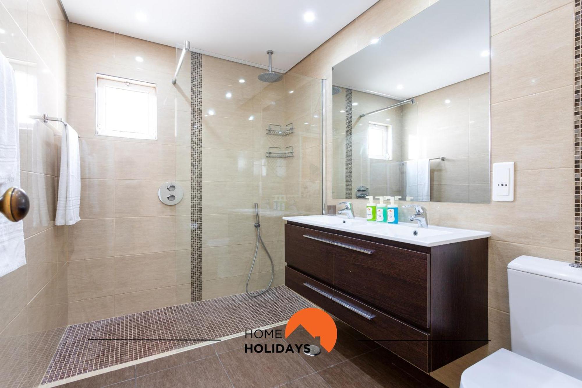 #214 Vivenda 3 Quartos By Holidays